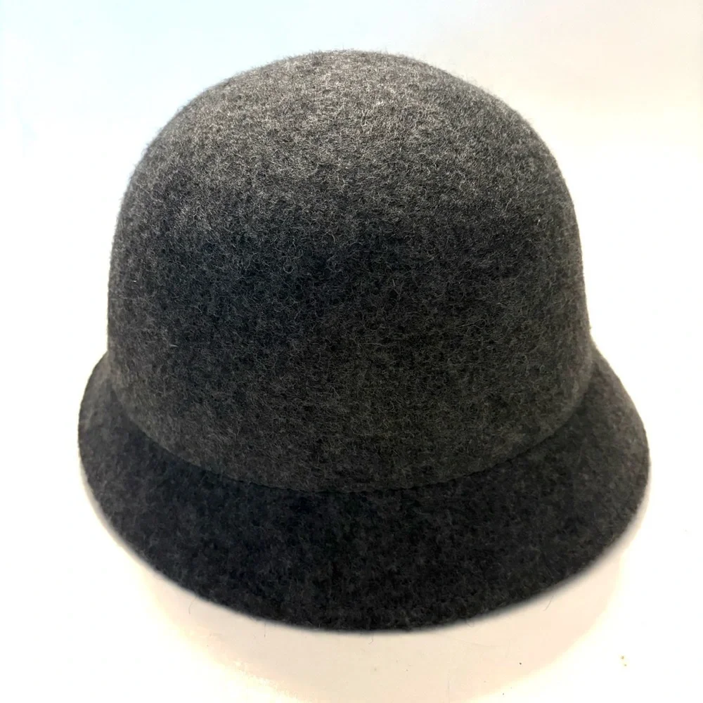 FASHION HATS Elegant Gray Wool Cloche Flower Hat